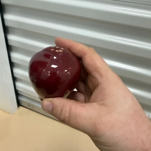 Maroon Ceramic Salt and Pepper Shaker Set - Picture 2 of 6